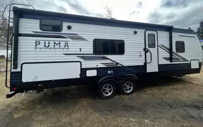 Puma 25bhs $30,000 OBO Double bunks Outdoor kitchen with sink fridge and griddle Power jack Power st...