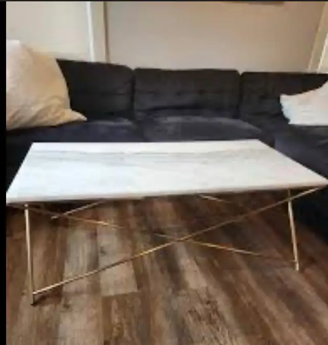Coffee Table and matching side table genuine marble in Coffee Tables in Bedford - Image 3