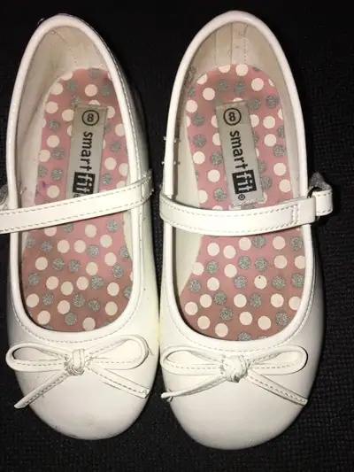 Toddler girls size 8 dress shoes, View more