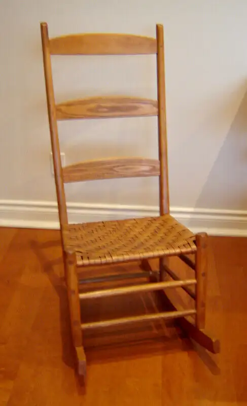 Rare Primitive Quebec Rocker with Woven Bark Seat - Early 1800's in Arts & Collectibles in City of Toronto - Image 5