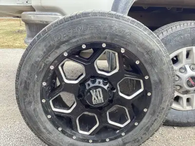XD 20x9 8x180 +18 offset, with LT265/60r20 Michelin Defender Fits 2011 and up gmc &chev 2500.include...