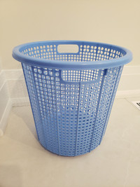 Plastic blue bin/ basket/ container/ garbage 