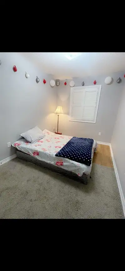 room for rent in house… near trinity mall just 3 mins drive 4-5 mins bus stop by walk.. AVAILABLE FR...
