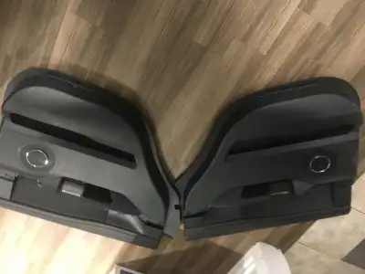 Fits Tahoe and Yukon 2015-2020, new condition, rear door panels