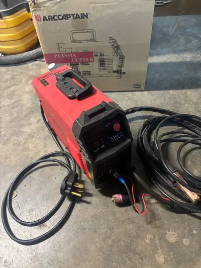 Used only once. Is not compatible with my cnc. Will cut up to 5/8” steel, aluminum, stainless steel,...