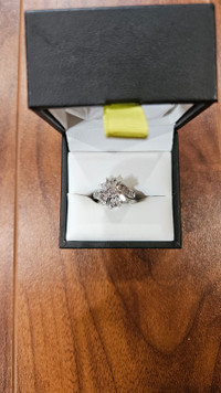 Engagement Ring & Wedding Band Set