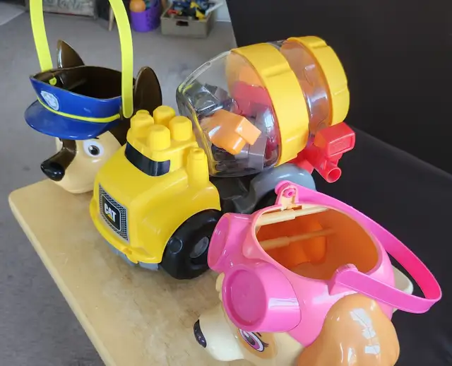 PAW Patrol Buckets & Duplo Concrete Mixer Truck in Toys & Games in Calgary - Image 3