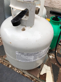 20lb propane tank