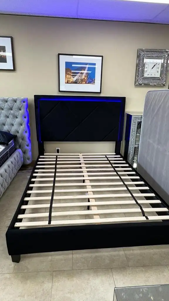 SPACE SAVING BED SET in Beds & Mattresses in Belleville - Image 2