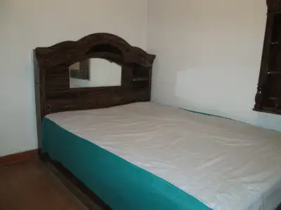 FURNISHED ROOM NEAR KENNEDY SUBWAY STATION $700 ONLY MAIL.FULL TIME WORKING PERSON. 5 MINUTES WAIK S...
