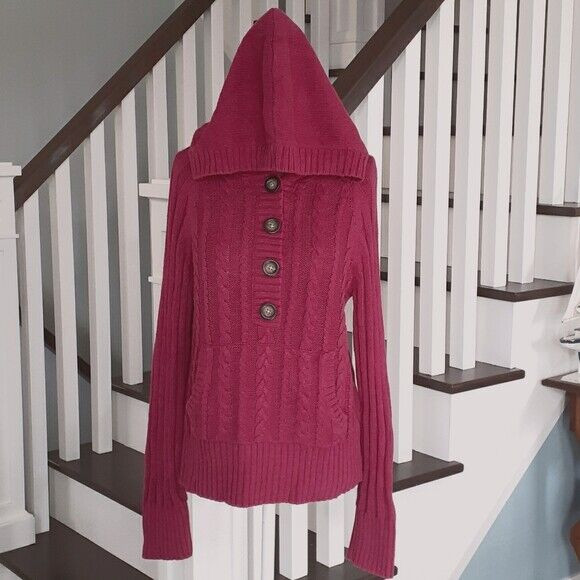Berry cable knit Aeropostale hooded sweater Size XL in Women's - Tops & Outerwear in Markham / York Region