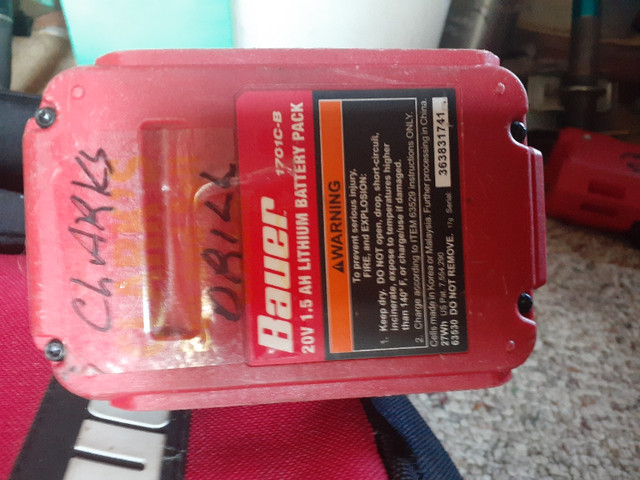 Drill battery 20 volt in Power Tools in Chatham-Kent - Image 2