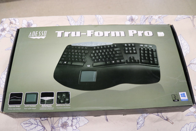 Adesso Tru-Form Pro Contoured Ergonomic Keyboard  (4390) in Mice, Keyboards & Webcams in City of Halifax