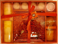 CANDLES GIFT SET - Perfect for Christmas! (NEW in box)