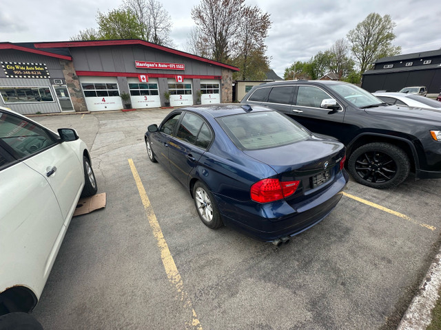 2011 BMW 323i in Cars & Trucks in St. Catharines - Image 3