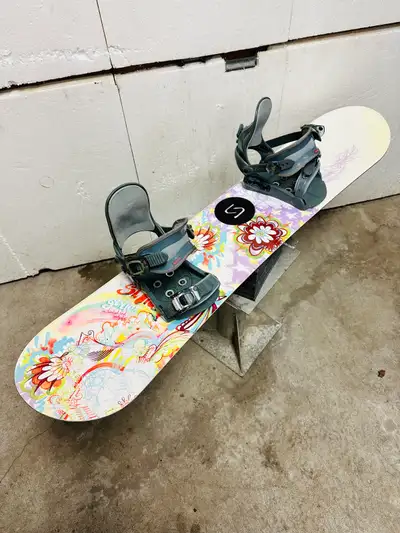Like new Sims snowboard 125 cm with Sims bindings, View more