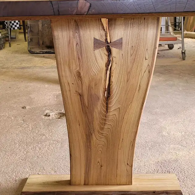 Liveedge Walnut Dining table in Dining Tables & Sets in Muskoka - Image 6