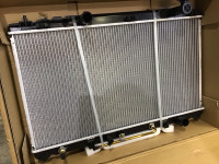 Car radiator for Toyota Camry and Toyota Venza 