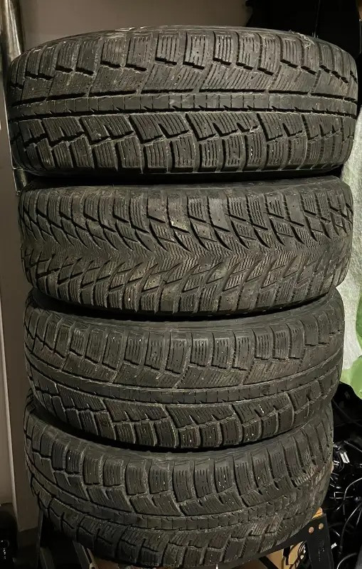 4 Winter Tire 225/65R17 with rims 5×120 or 5×4.72 bolt pattern, in Tires & Rims in Kitchener / Waterloo - Image 4