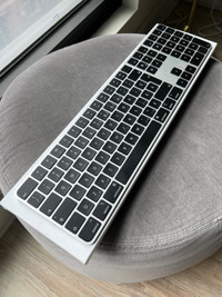 Apple Magic Keyboard with Touch ID - 2022