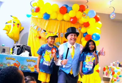 VINCENT MAGICIAN FOR KIDS BIRTHDAY PARTY! MAGIC SHOWS!, View more
