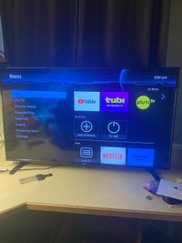 44’’ TV with Roku