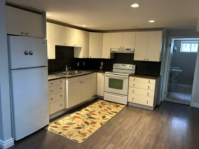 2 Bedroom basement apartment for rent. in Long Term Rentals in Oakville / Halton Region - Image 4