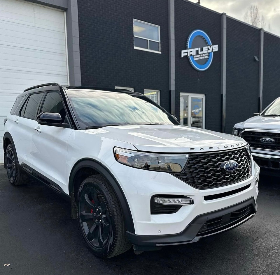 REDUCED// 2023 Explorer ST/ Loaded/ Factory Warranty | Cars & Trucks ...