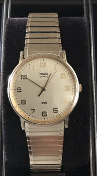 Vintage Timex Watch - Great Condition - Needs New Battery