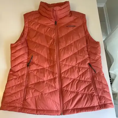 Womens Columbia Winter Vest, View more