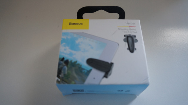 BASEUS iPAD SHOOTING GAME HOLDER TOOL in iPads & Tablets in Norfolk County