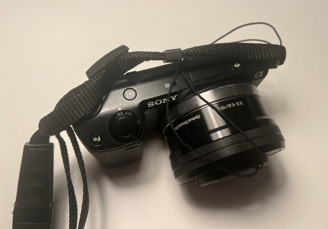 SONY NEX 5T Camera in Cameras & Camcorders in City of Toronto - Image 4