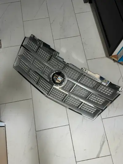 Used Bumper Cover, Used Grill upper, Used Grill lower(has very small crack), used hood mldg, New Oem...