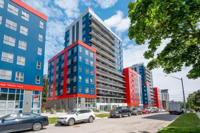 Welcome to 227-258 Sunview St, a modern and stylish bachelor condo in the heart of Waterloo’s lively...