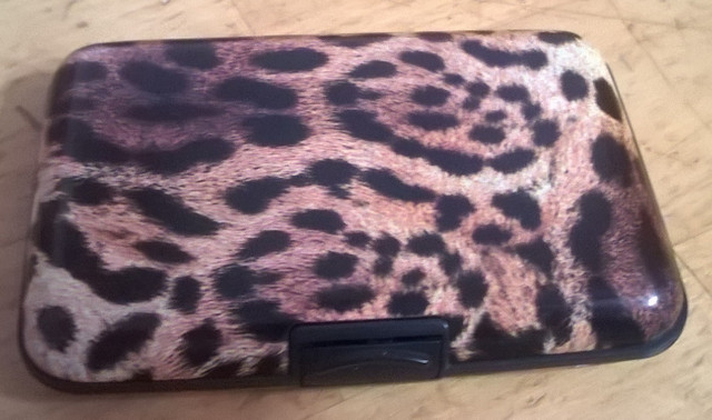 Cheetah Print Metal Cards Wallet in Jewellery & Watches in Annapolis Valley