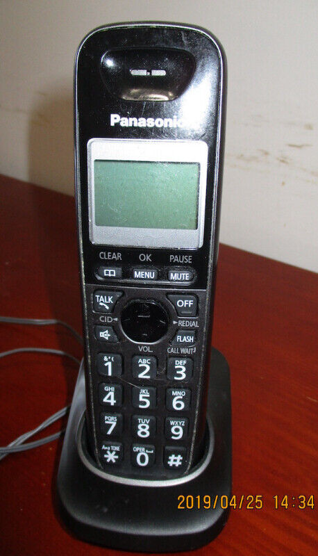 Panasonic Hand Set Phone (Belongs with Panasonic DECT 6.0 Main in General Electronics in Kingston