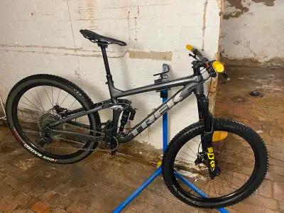 Trek Remedy 8, mountain bike, View more