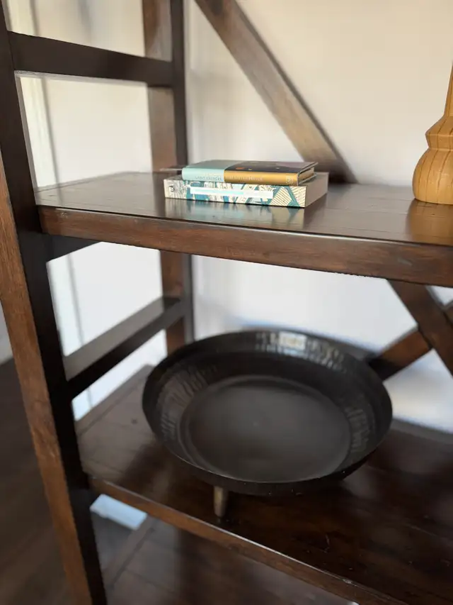 Wooden Shelf in Bookcases & Shelving Units in Hamilton - Image 4