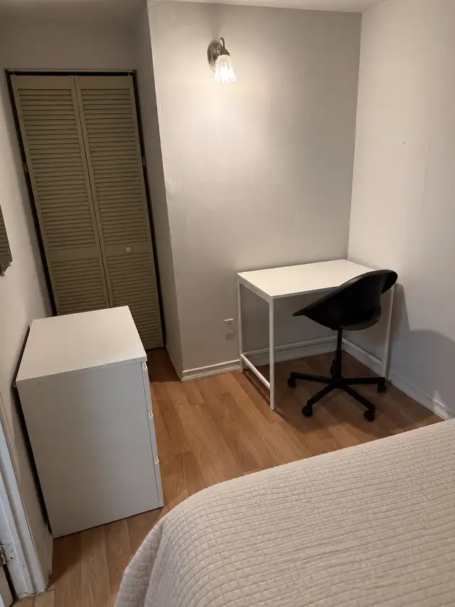 1-Bedroom Suite for Rent – Bathurst & Steeles, Thornhill!