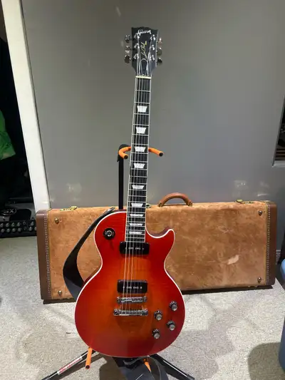 Gibson Les Paul, View more