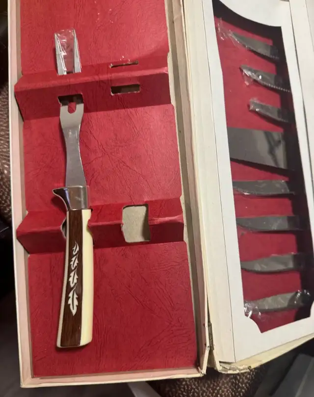 Regent Sheffield Cutlery Set in Kitchen & Dining Wares in City of Toronto - Image 6