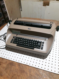 machine à écrire IBM à $20