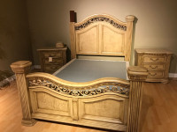 Wynwood Cordoba Queen Bedroom Set – Solid Wood, Elegant Antique