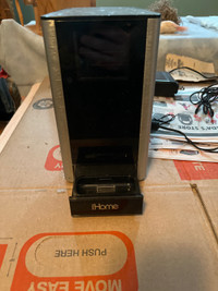 iHome FM stereo system with Dock 