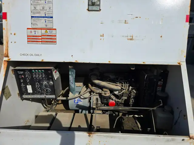 2008 Magnum Light Tower Generator in Other in Winnipeg - Image 4