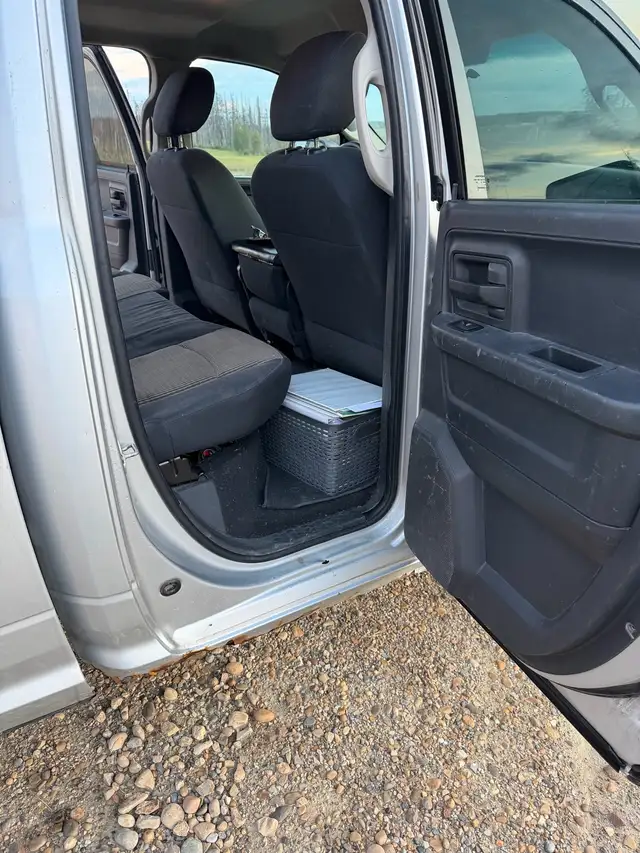 2010 ram 1500539809004368046089