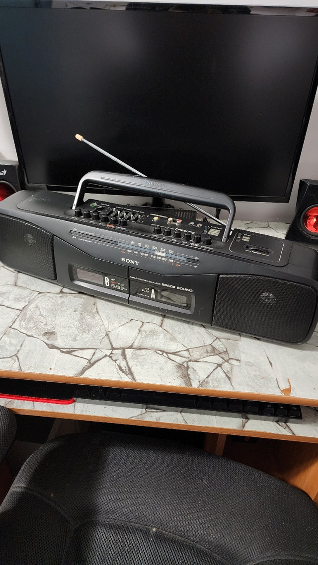 Radio Am-Fm fonctionne seulement dans Chaînes stéréo  à Sherbrooke