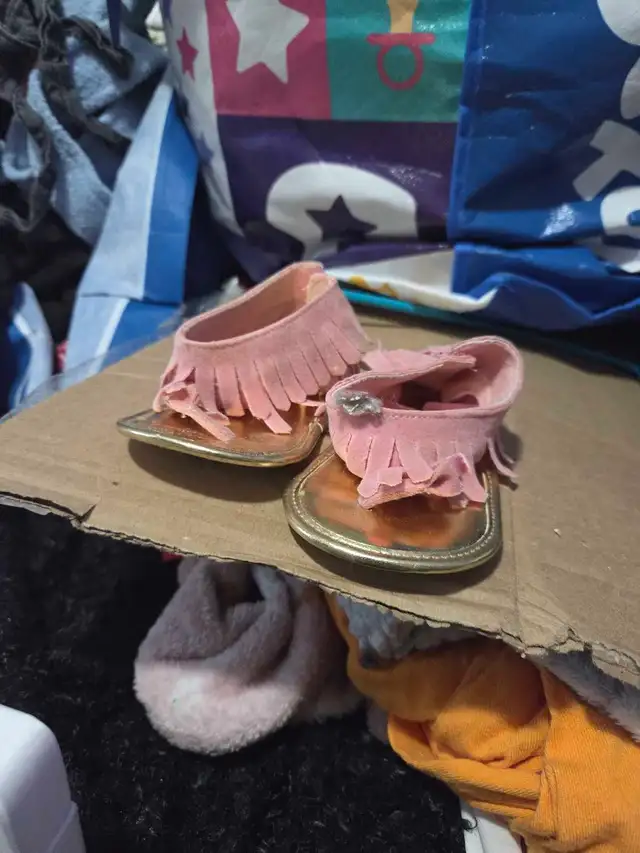 baby shoes in Clothing - 0-3 Months in Chatham-Kent - Image 2
