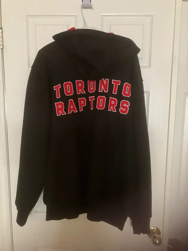 Black Raptors Heavy Jacket- Size XL in Men's in Oshawa / Durham Region - Image 3