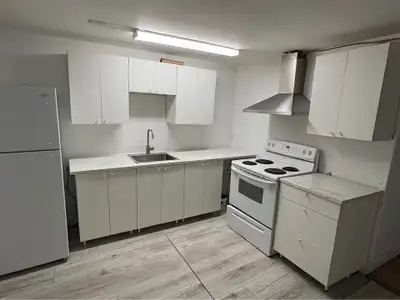 2-Bedroom Unit for Rent – Available Now Discover living in this 2-bedroom, 1-bathroom unit in a well...